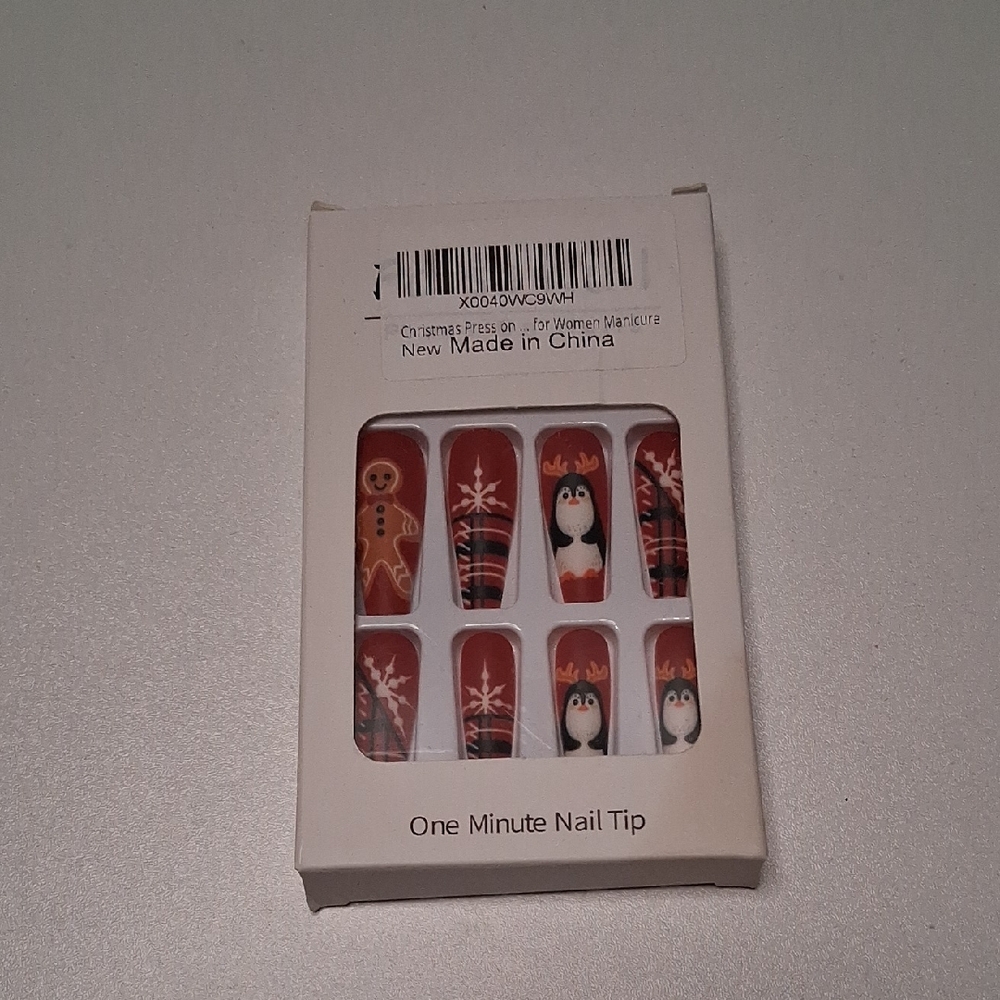 Holiday Penguin and Gingerbread Press-On Nails - Picture 1 of 5